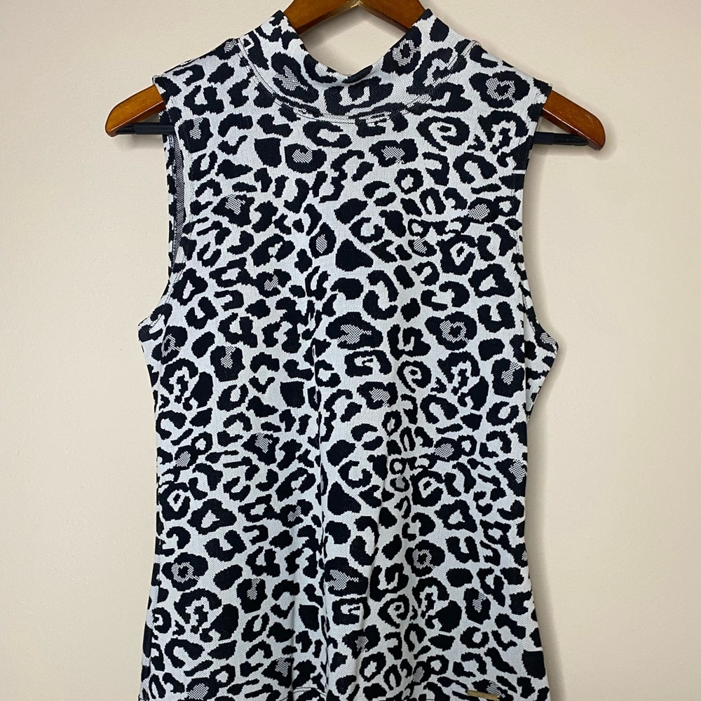 Marc New York - Andrew Marc Black/White Leopard Print sleeveless mock neck